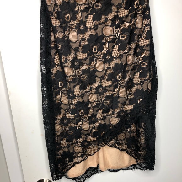 Lace Bebe dress. Black and nude - Picture 2 of 5